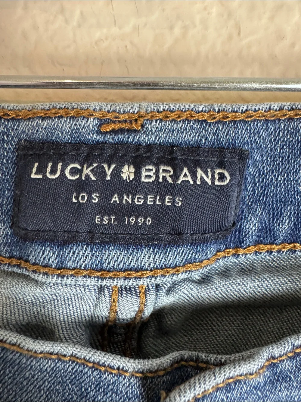 Lucky Brand 410 Athletic Slim Fit Men's Jean - Parivale, 30x32
